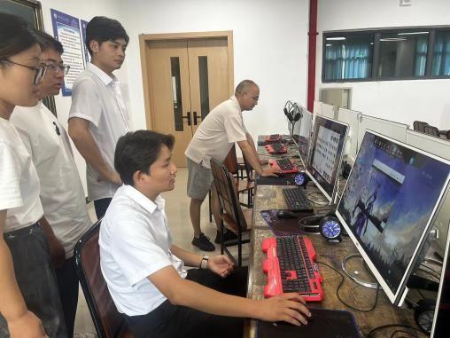 南充科技職業(yè)學(xué)院電子信息學(xué)院 計(jì)算機(jī)信息科技領(lǐng)域的技術(shù)開發(fā)探索與實(shí)踐